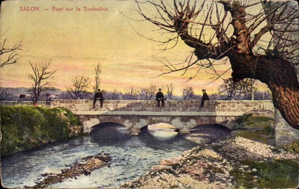 Salon — Brücke über die Touloubre — Ansichtskarte Nr. 13 - Vorderseite