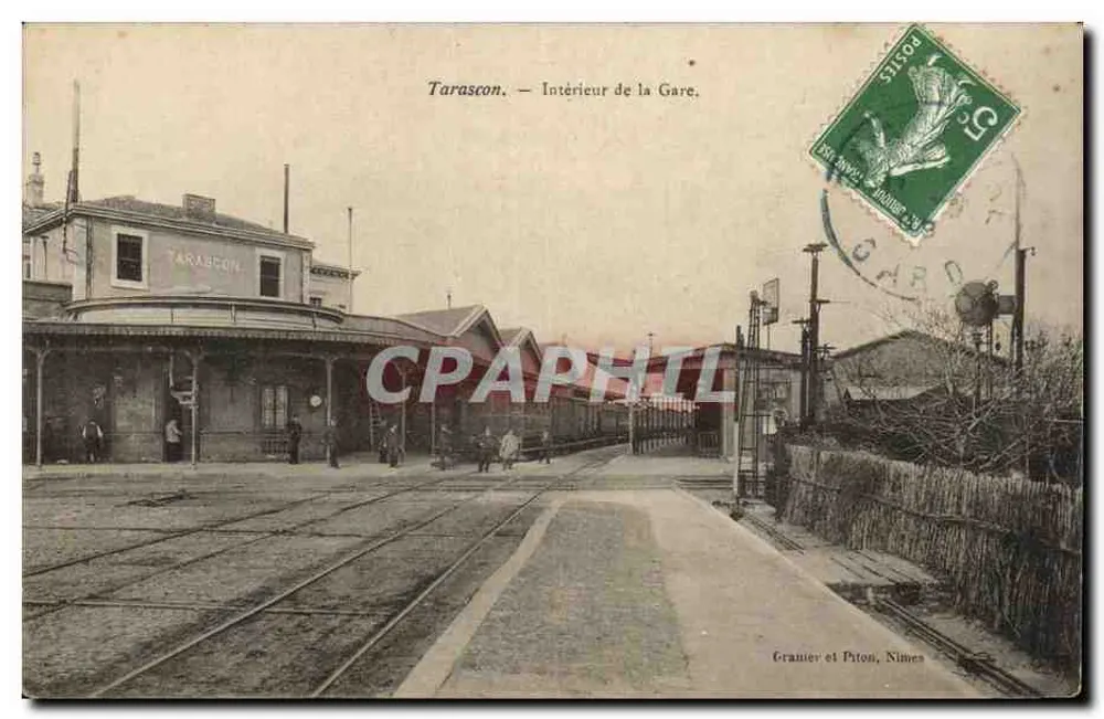 Tarascon — Interior da Estação — Granier e Piton, Nîmes - Frente