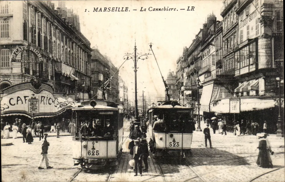 Marselha — La Canebière — LR - Frente