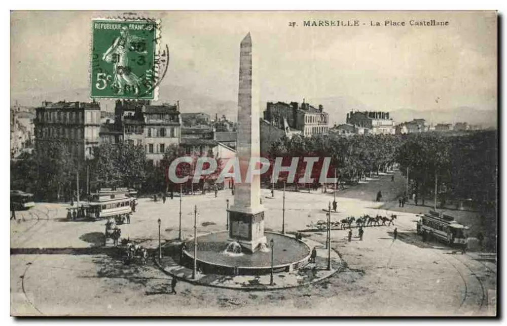 Marselha - A Praça Castellane — Obelisco central, trams e edifícios — editor desconhecido, n° 27 - Frente