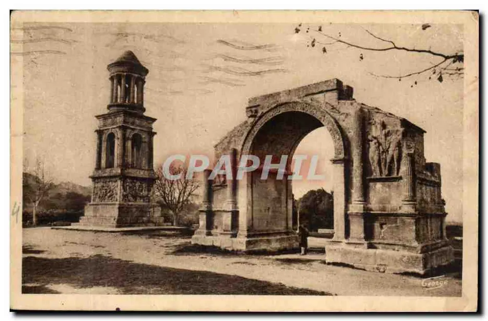 Saint-Rémy-de-Provence — Monumento romano do primeiro século de Augusto — Foto George - Frente