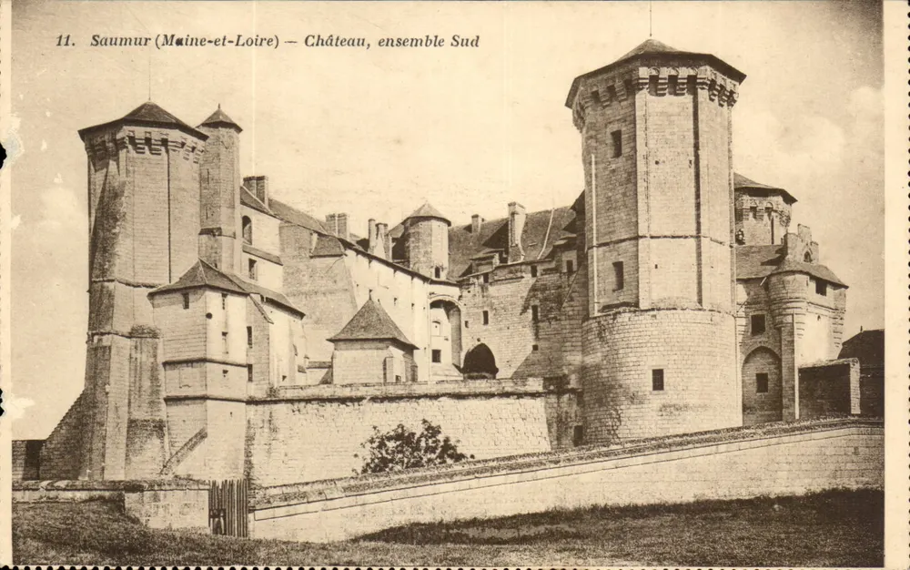 Saumur (Maine-et-Loire) — Castelo, conjunto sul — Editor não identificado, n° 11 - Frente