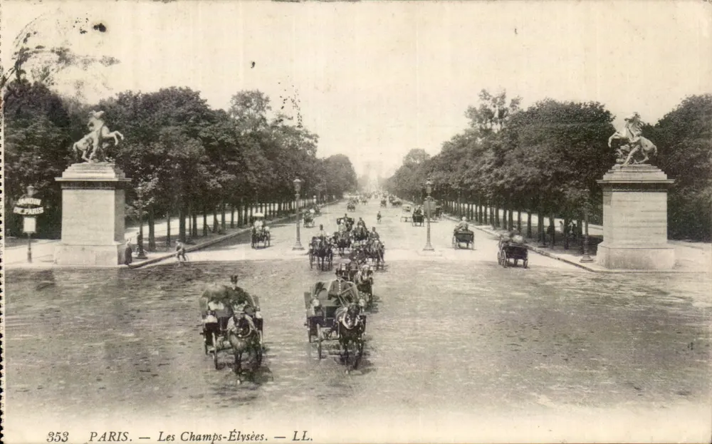 Paris — Les Champs-Élysées — LL. — n°353 - Frente