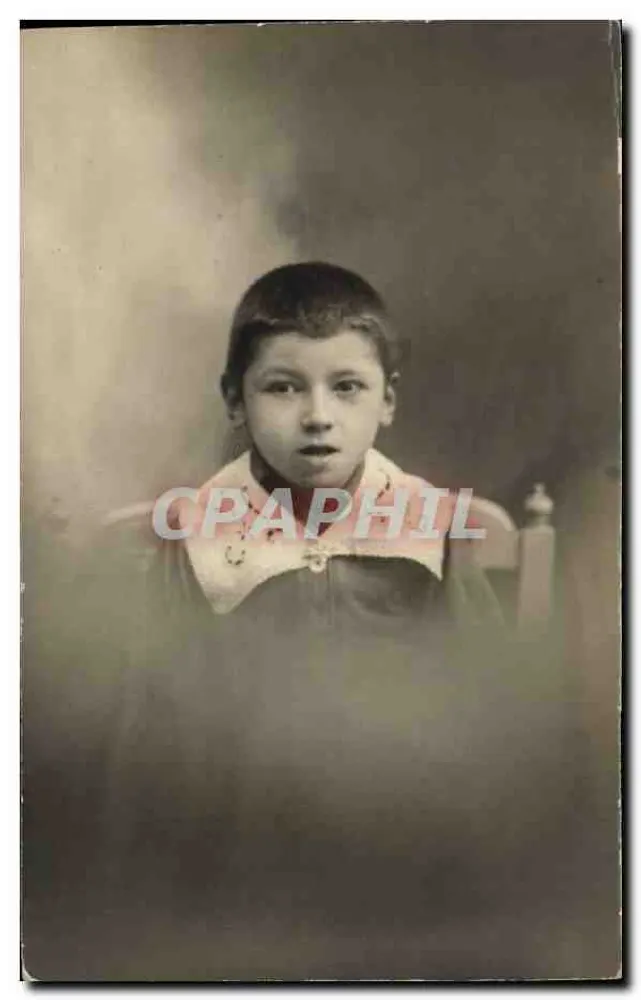 Retrato de um jovem garoto — estúdio fotográfico — R. MULATAS PHOTO ATALIS - Frente