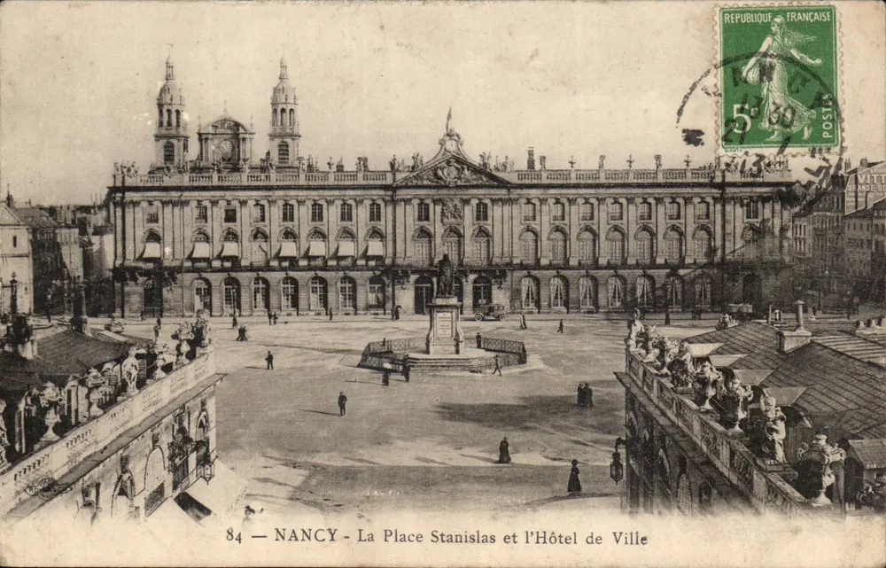 NANCY — Ansicht der Place Stanislas und des Rathauses — unbekannter Verleger, Nr. 84 - Vorderseite