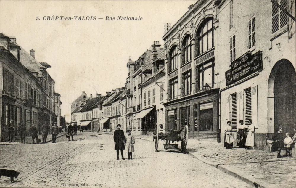 Crépy-en-Valois — Calle Nacional — Editorial Ganostin Crépy - Anverso