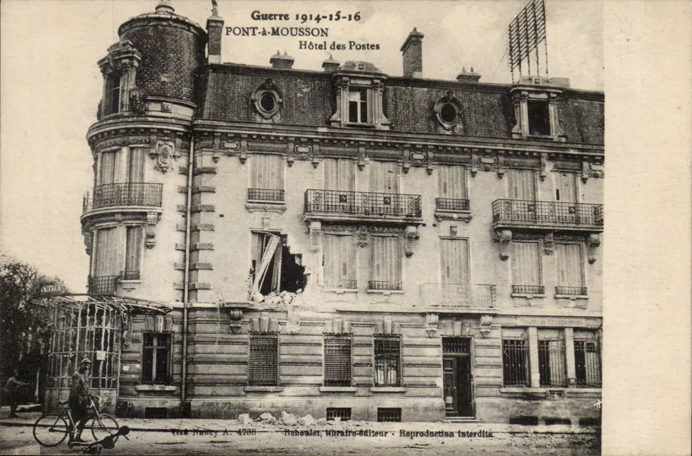 Pont-à-Mousson — Hotel des Postes podczas wojny 1914-16 — Reboullet, Wydawca - Awers