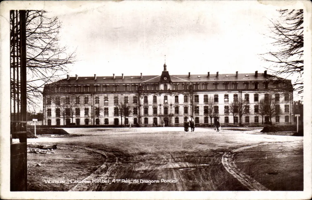 Verdun - Kwatera Miribel, 4 Régiment Dragonów Portowych - Awers