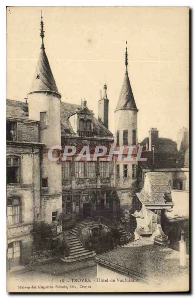 Troyes - Hôtel de Vauluisant — Maloine des Maganins Réunis, ed. Troyes - Voorkant