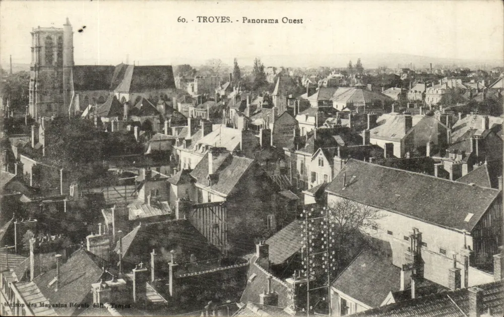 Troyes - Panorama Oeste — editor: Maison des Magasins Réunis, Troyes, n°60 - Frente