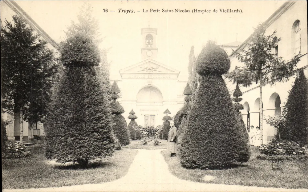 Troyes — Le Petit Saint-Nicolas (Altersheim) — NANCY, 76 - Vorderseite