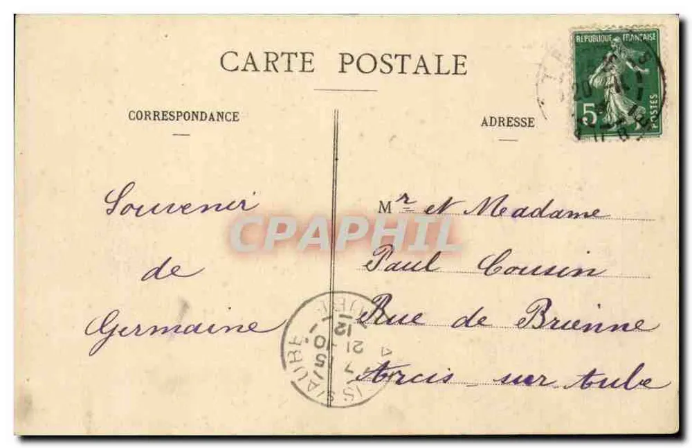 Troyes - Hotel de Ville — vista urbana con negozi — editore non identificato - Verso