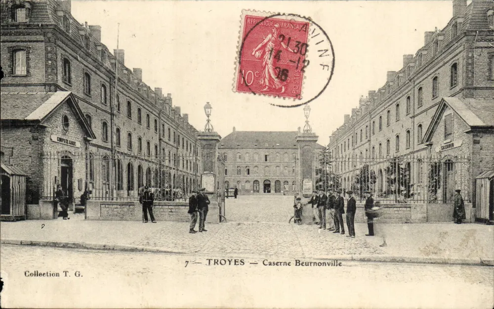 Troyes — Caserne Beurnonville — uitgever Goupil & Cie, n°7 - Voorkant