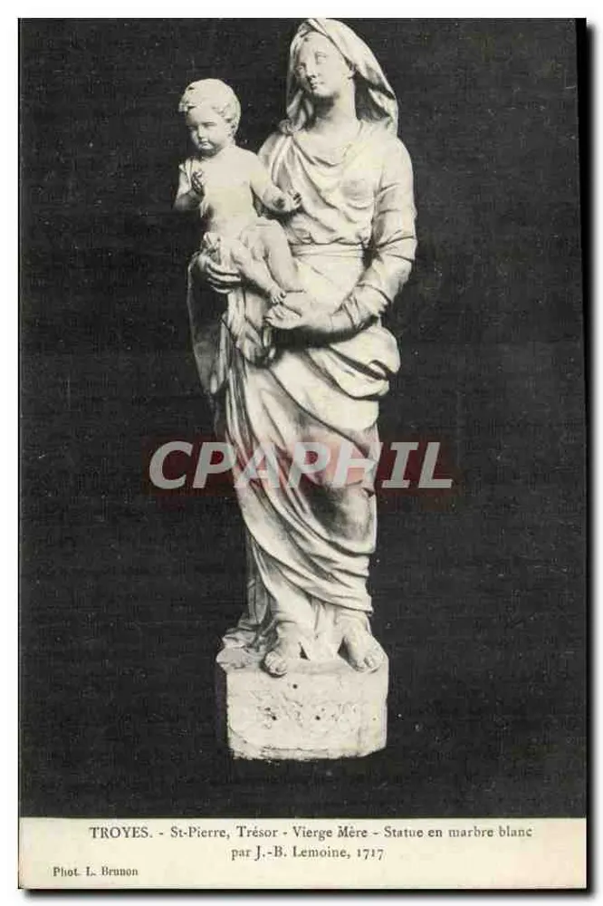 Troyes - St-Pierre, Schatz - Jungfrau Mutter - Weiße Marmorstatue von J.-B. Lemoine, 1717 - Vorderseite