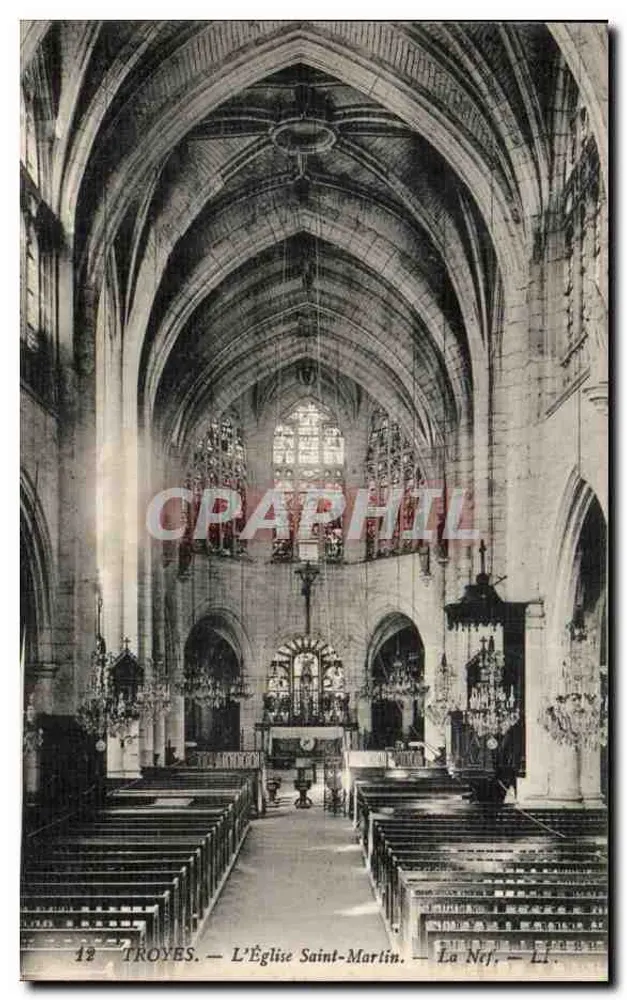 Troyes — Die Kirche Saint Martin — Die Kirchenschiff — Li. - Vorderseite