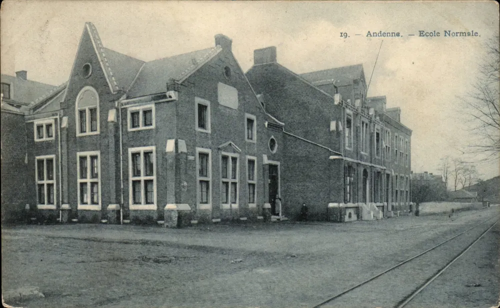 Andenne — Escuela Normal — editor anónimo, n° 19 - Anverso