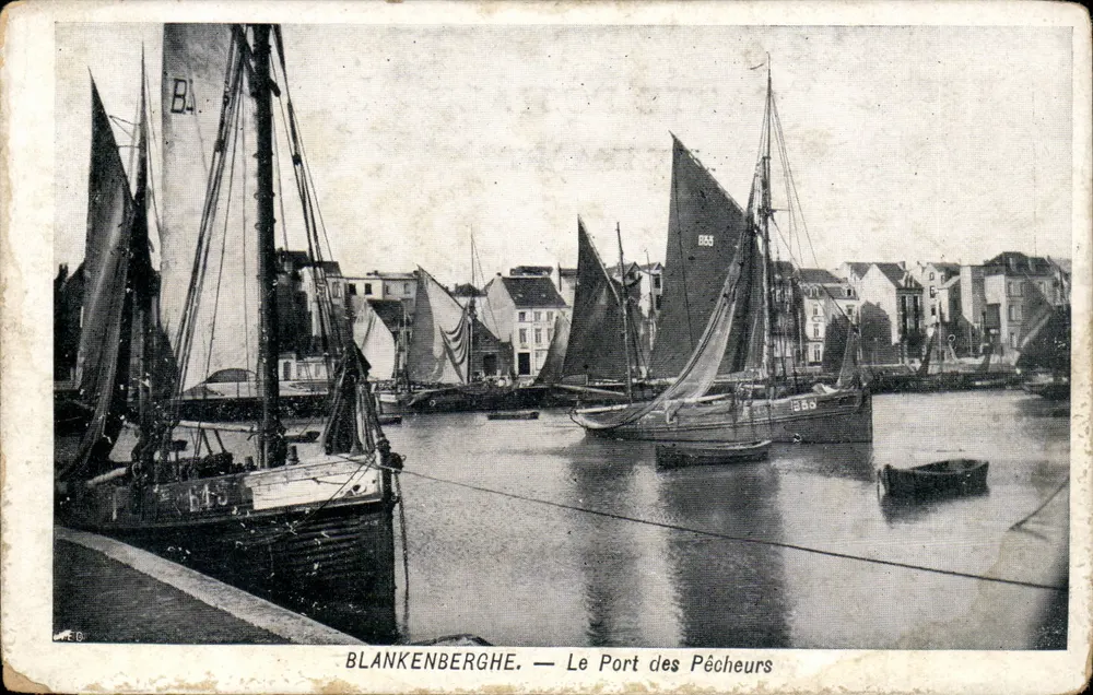Blankenberghé — Der Fischereihafen — Vintage Postcard/Antike Ansichtskarte - Vorderseite