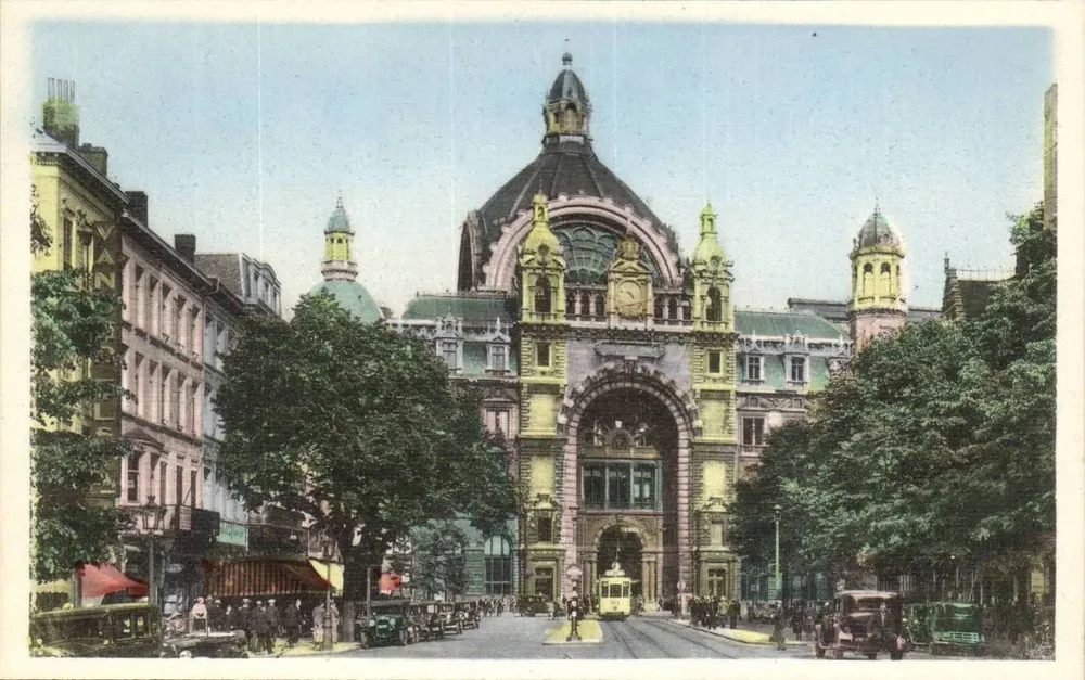 Hauptbahnhof Antwerpen — Ansicht der Haupteingang — von Ulig « Antwerpen » veröffentlicht - Vorderseite