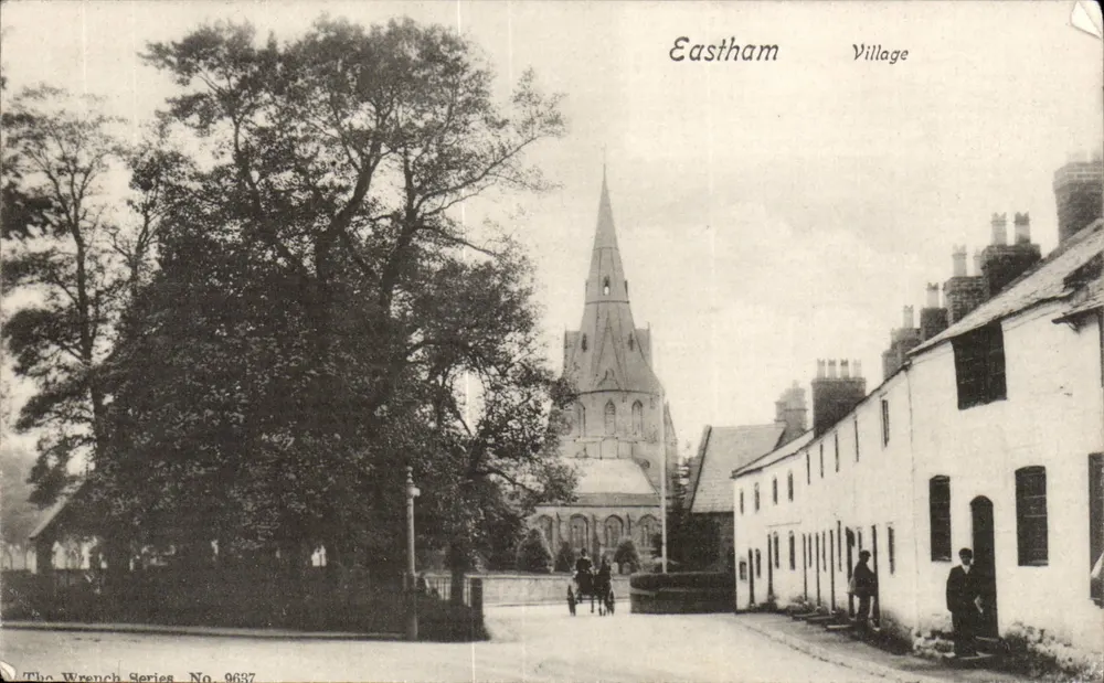 Eastham Village — Blick auf die Kirche und Häuser — The Wrench Series Nr. 9637 - Vorderseite