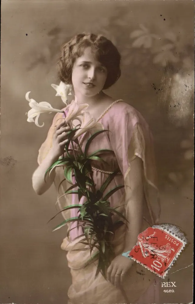 Junge Frau in einem rosa Kleid mit Lilien — REX 4620 — Verlag REX - Vorderseite