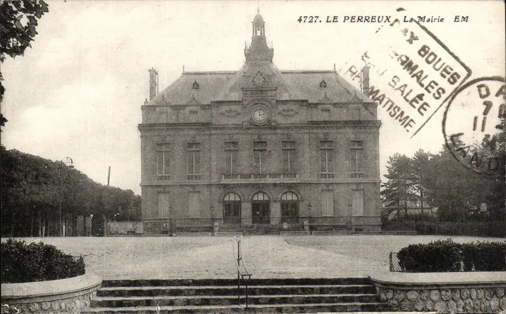 Le Perreux — A Prefeitura — Editor EM, n° 4727 - Frente