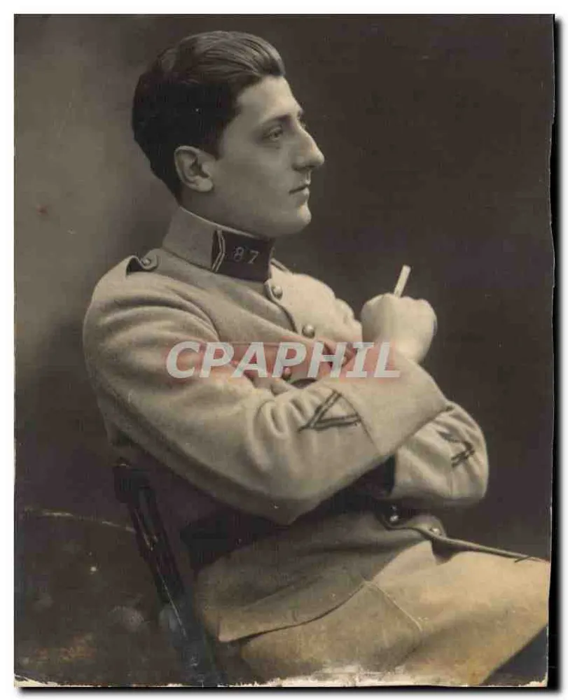 Soldat in Uniform — Profilporträt - Vorderseite