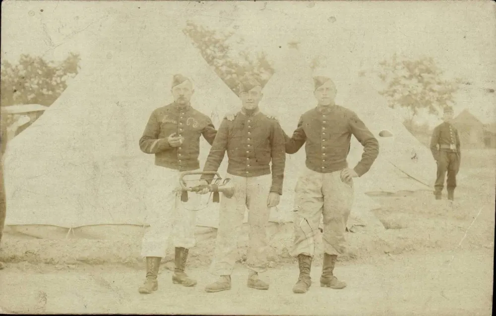 Soldaten der amerikanischen Armee — Lager — unbekannter Verlag, Seriennummer nicht sichtbar - Vorderseite