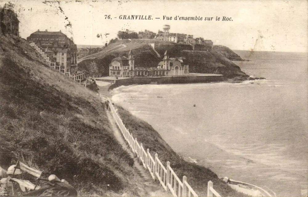 Granville — Vista geral sobre o Roc — Edição E. Lecontey, n°76 - Frente