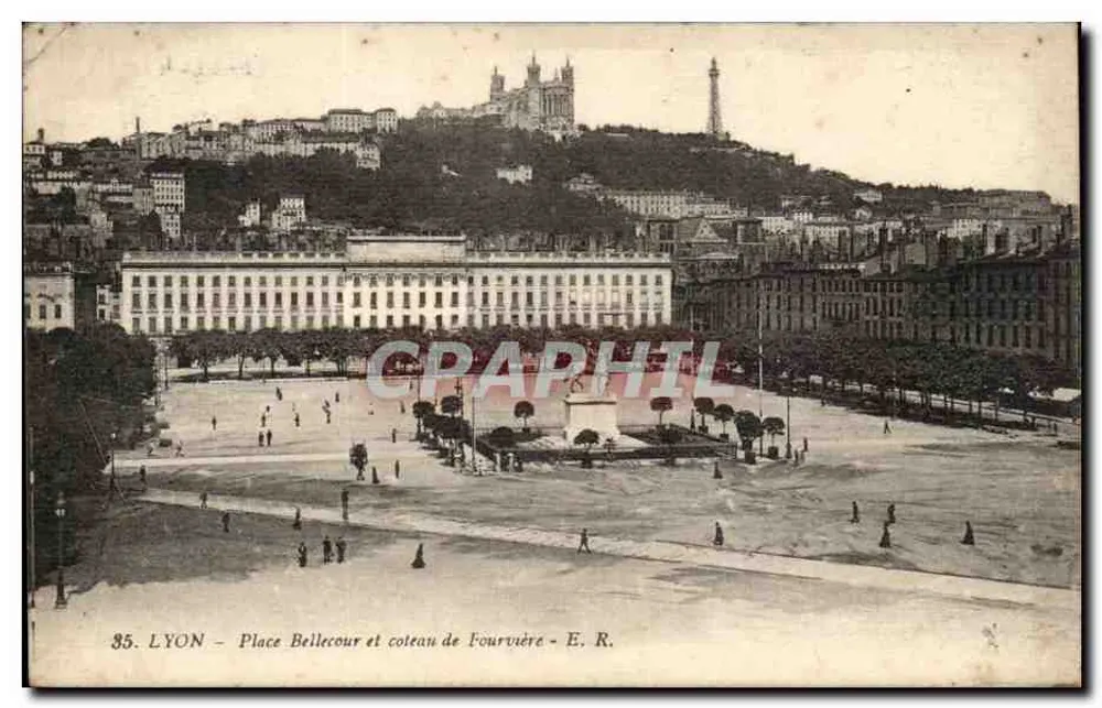 LYON - Place Bellecour und coteau de Fourvière - E. R. - Vorderseite