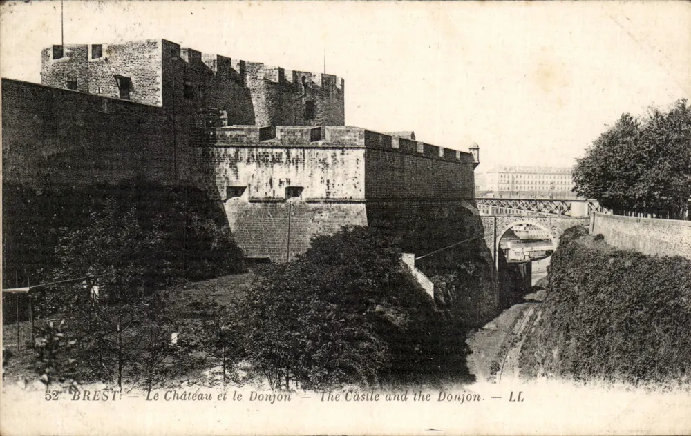 Brest — Zamek i wieża — LL - Awers