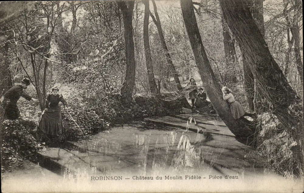 Robinson — Schloss des treuen Mühlen — Wasserfläche — P. Javelle, Fot. Robinson - Vorderseite