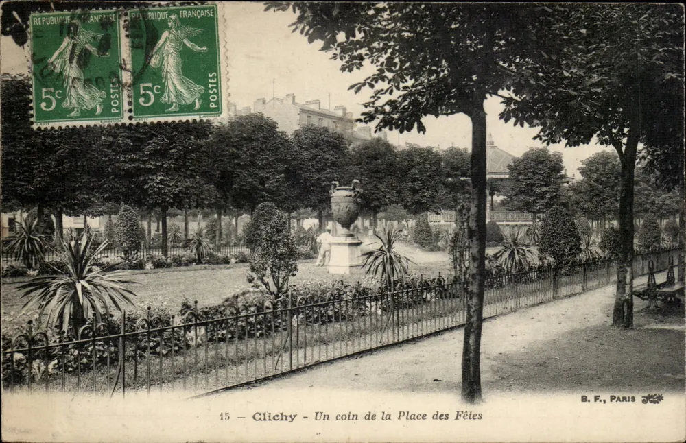 Clichy — Eine Ecke der Place des Fêtes — B. F., Paris, n°15 - Vorderseite