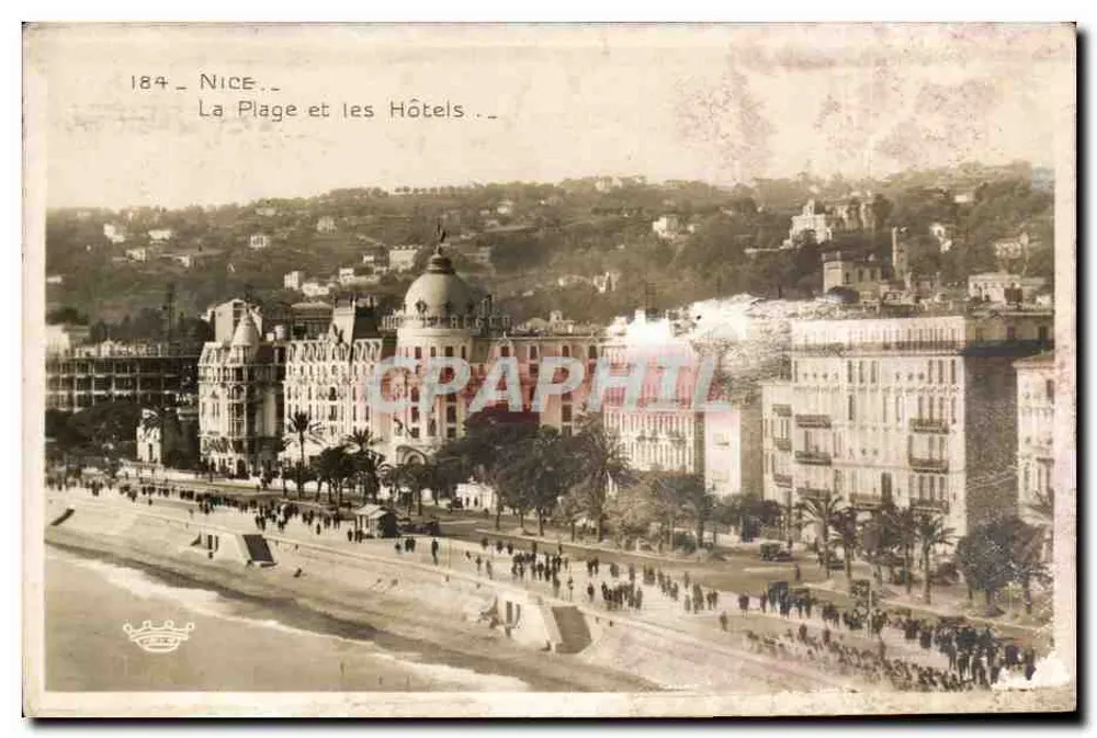 नाइस - समुद्र तट और होटल - आगे