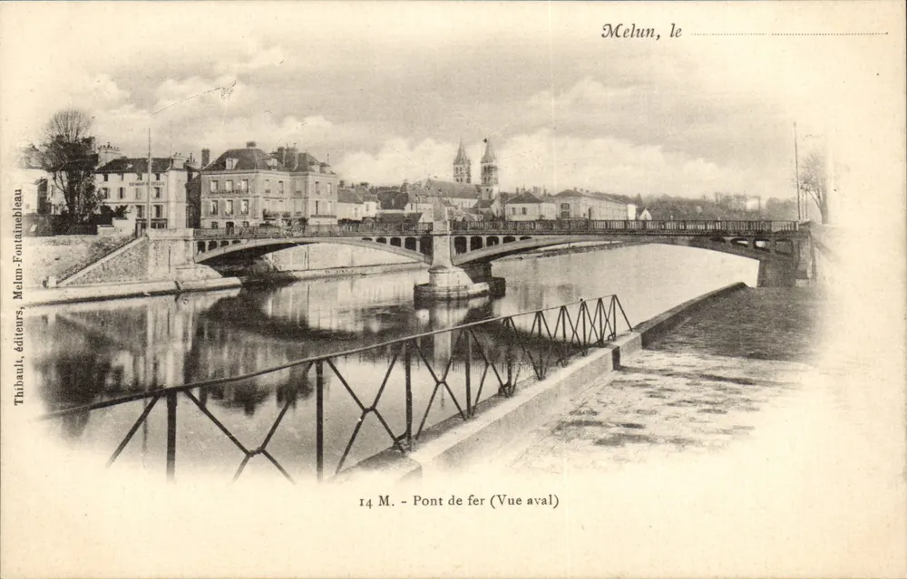 Melun, o Ponte de Ferro (Vista do aval) — Thibault, editores, Melun-Fontainebleau — n° 14 M - Frente