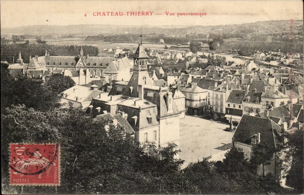 Château-Thierry — Vista panorâmica — Fototipia A. Hébert - Frente