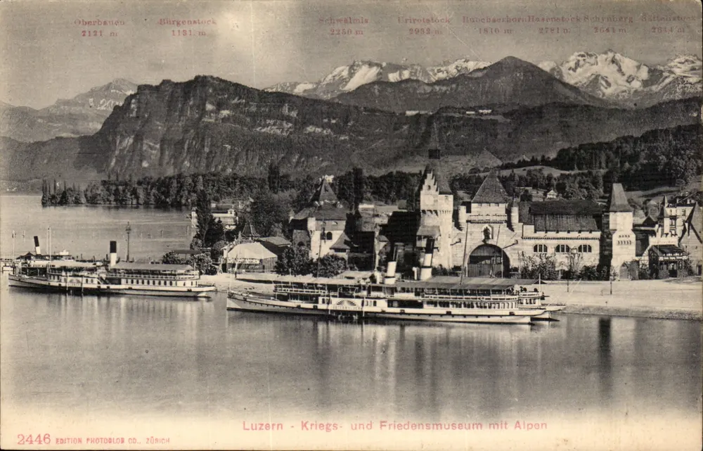 Lucerne - Kriegs- und Friedensmuseum mit Alpen — Edition Photobloc Co., Zürich, Nr. 2446 - Vorderseite