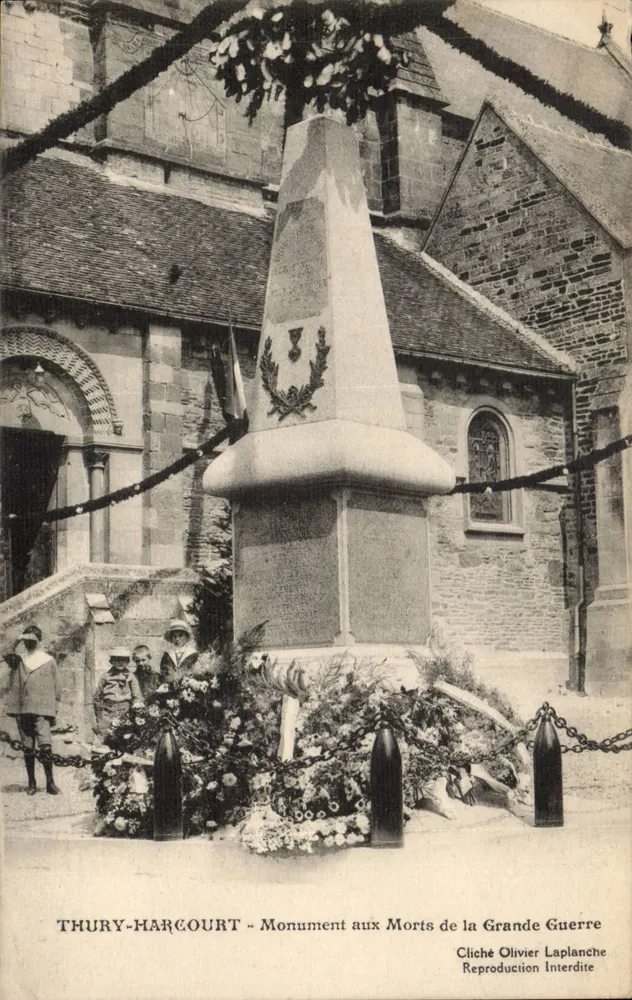 Thury-Harcourt — Gedenkstein für die Toten des Großen Krieges — Cliché Olivier Laplanche - Vorderseite