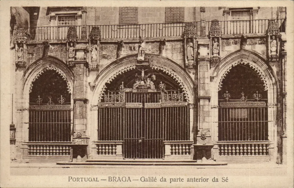 Portugal — Braga — Galilé auf der Vorderseite der Kathedrale - Vorderseite