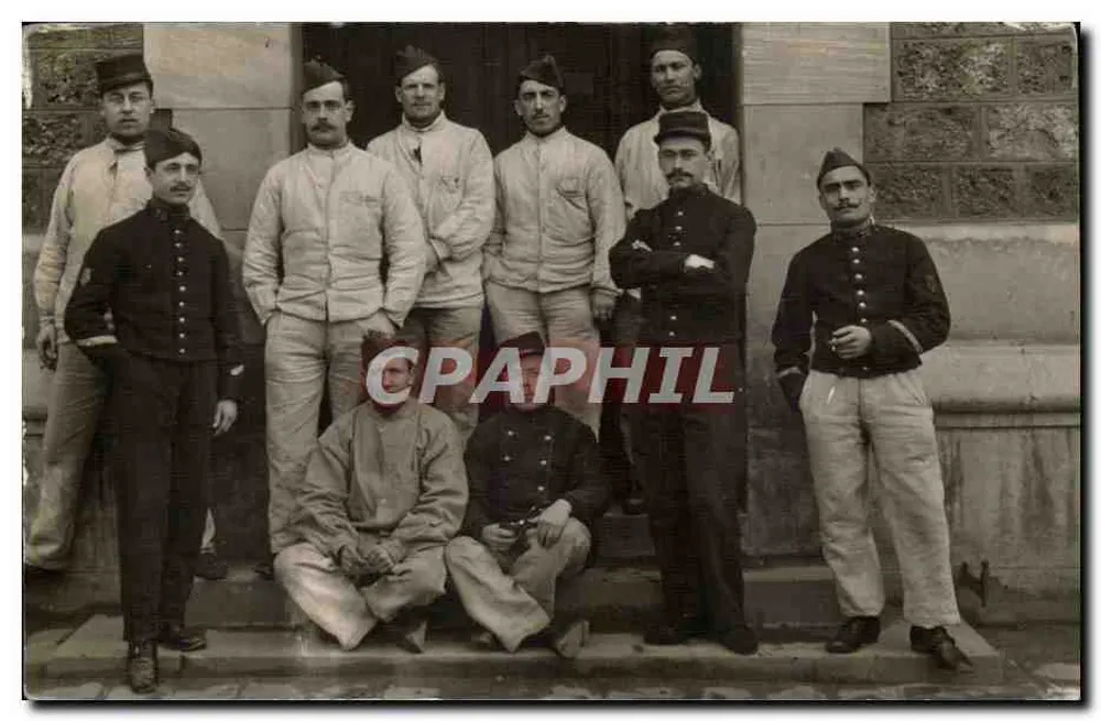 Gruppe von Soldaten — unbekannte Epoche — Verlag nicht identifiziert - Vorderseite