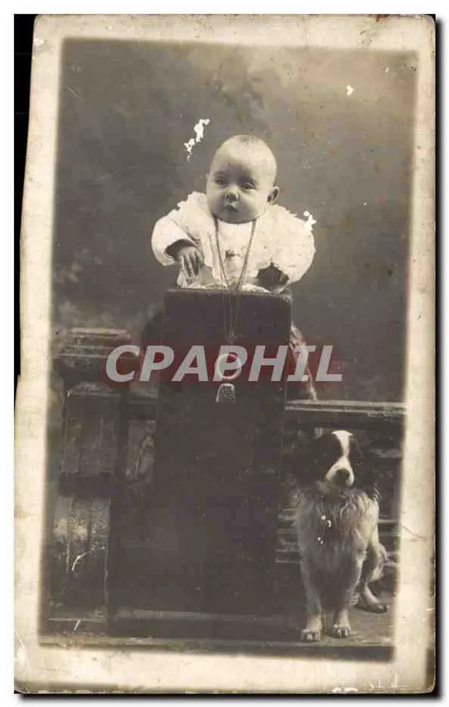 Bebê e cachorro — fotografia de época — editor desconhecido - Frente