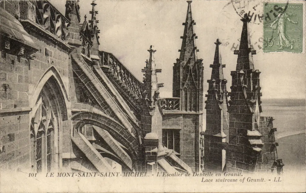 O Mont-Saint-Michel — A Escada de Deltelle em Granito — LL - Frente