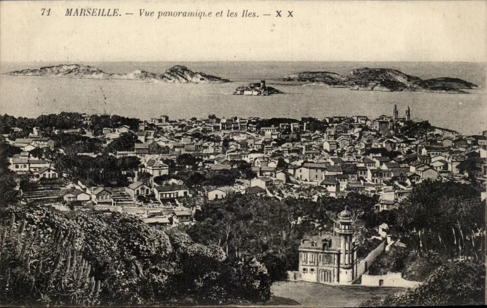 Marseille — Panoramablick und die Inseln — X X — Nr. 71 - Vorderseite
