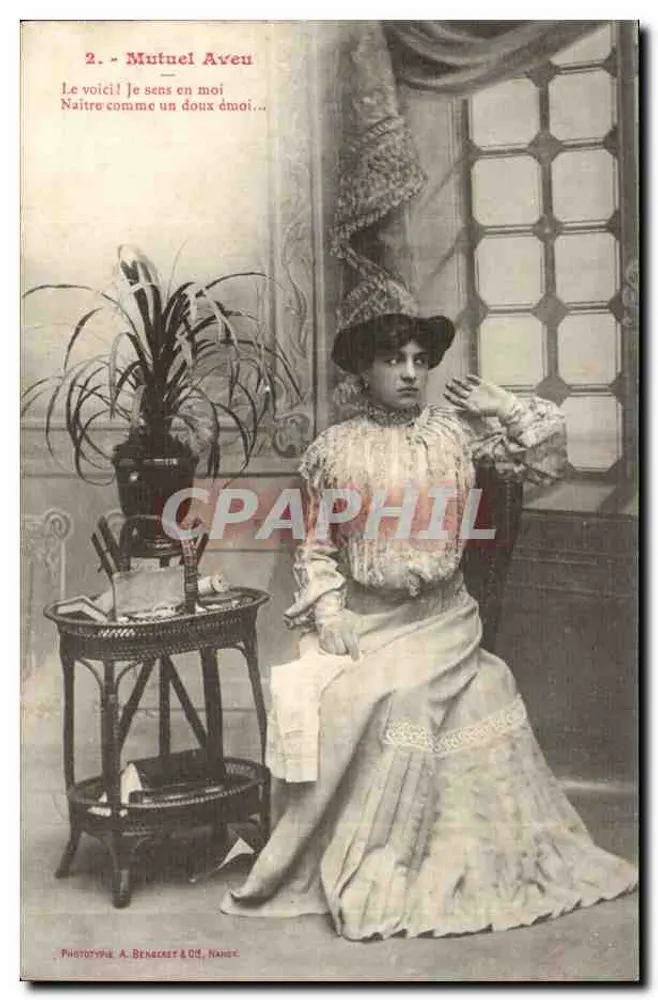 Frau in eleganter Kleidung — poetischer Text — Phototypie A. Benoquet & Cie, Nancy - Vorderseite