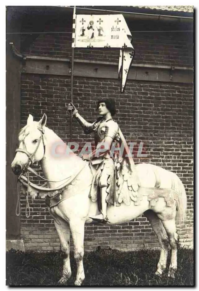 Cavaleiro em armadura — montado em um cavalo branco — editor não identificado - Frente
