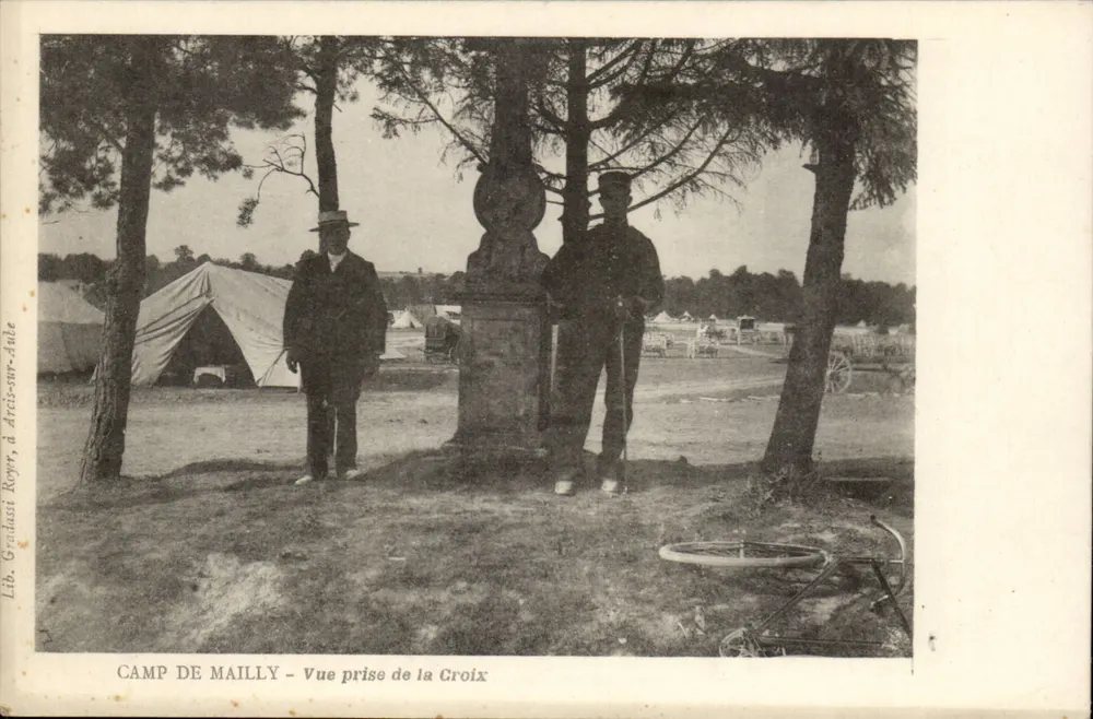 Camp de Mailly — Ansicht vom Kreuz genommen — Lib. Gradassi Royer, bei Arcis-sur-Aube - Vorderseite