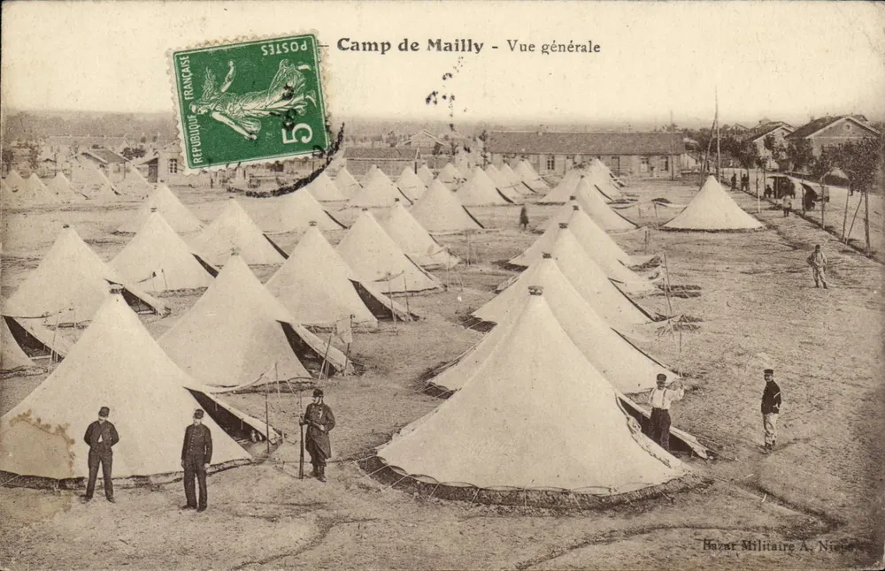 Campo di Mailly - Vista generale — Bazar Militaire A. Niepce - Recto