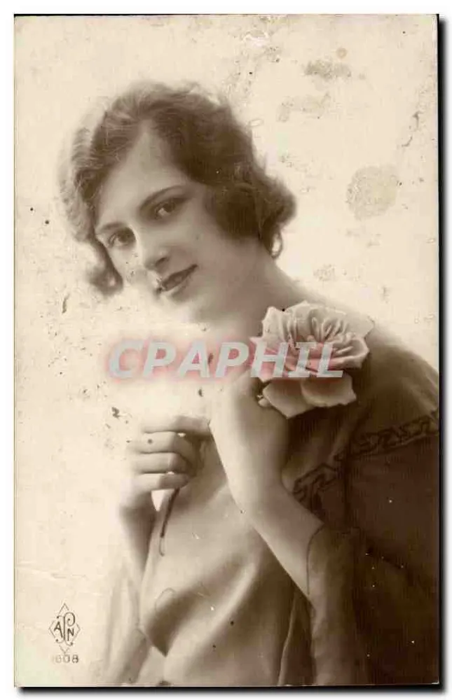 Junge Frau — mit Rose — Verlag APN Nr. 608 - Vorderseite