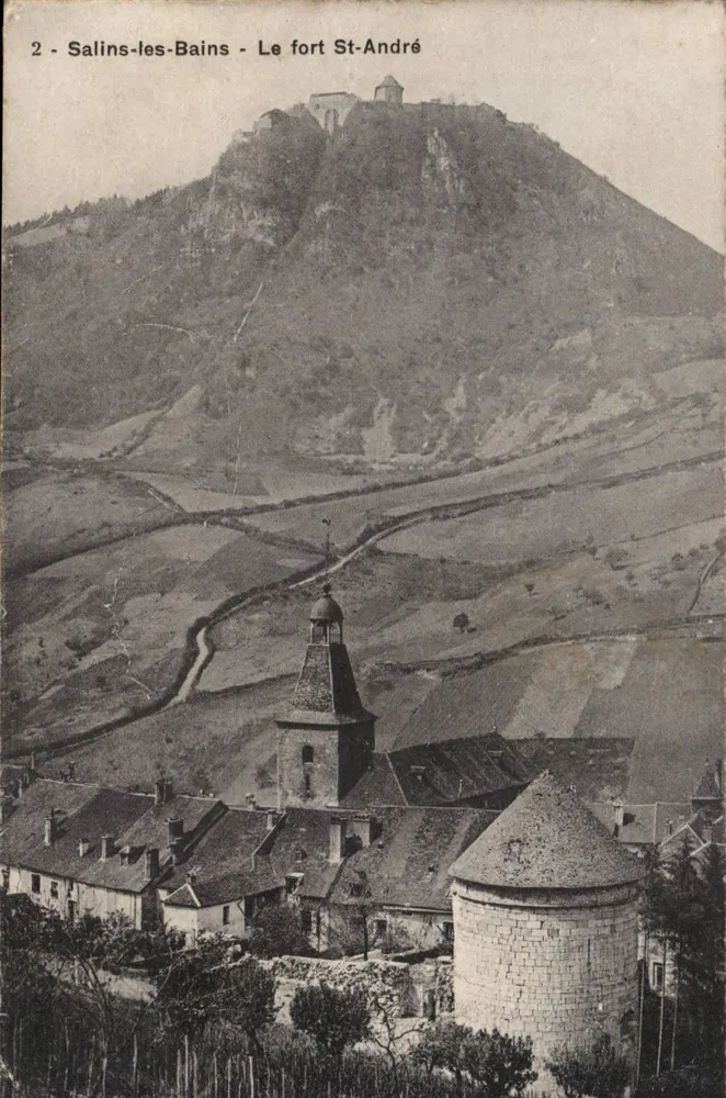 Salins-les-Bains - Het kasteel van St-André — panoramische weergave met onbekende uitgever, n°2 - Voorkant