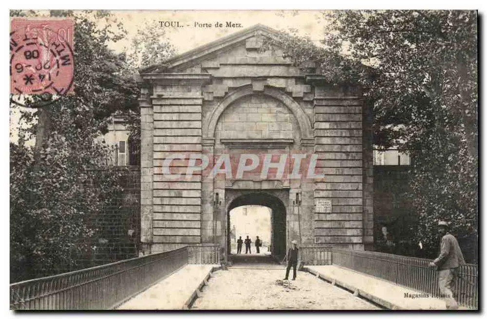 TOUL - Porta de Metz — Lojas Reuils, número de série não visível - Frente