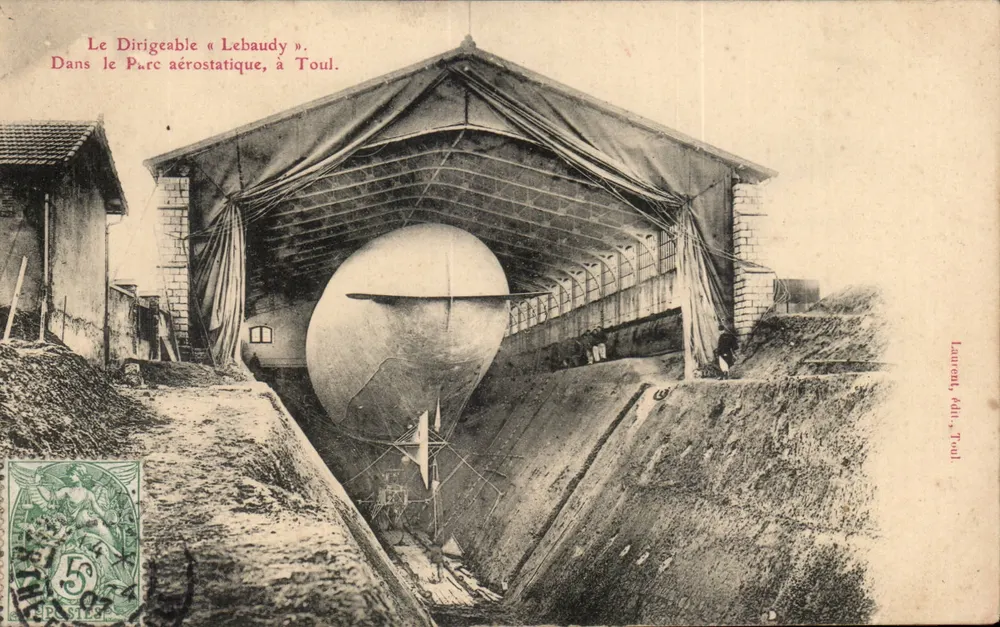 Das Luftschiff « Lebaudy » — Im Luftschiffpark, Toul — Laurent, Verlag, Toul - Vorderseite